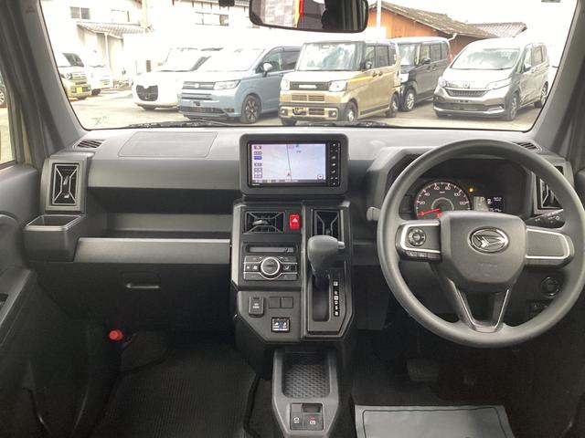 タフト X ナビゲーション ドライブレコーダー前後 ETC 地デジ オートエアコン 電子パーキング サンルーフ オートライト デュアルエアバッグ AAC キーフリー 記録簿 横滑り防止機能 フルセグテレビ(10枚目)