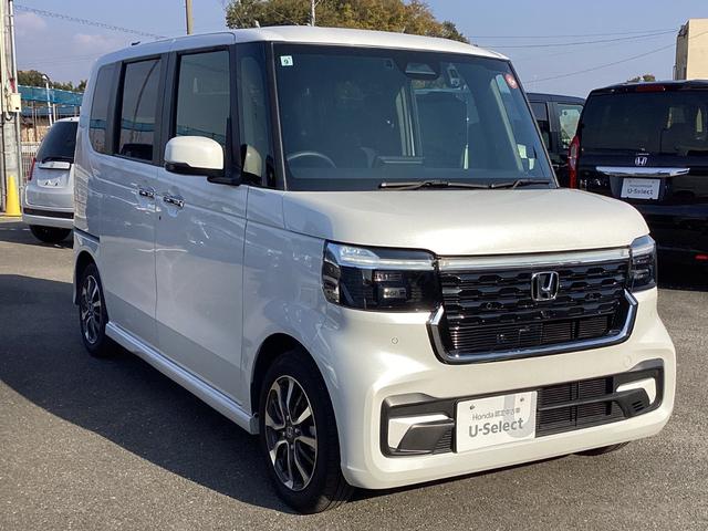 Ｎ－ＢＯＸカスタム ベースグレード　当社レンタＵＰ車・マルチビューカメラ・ナビ・ドラレコ・ＥＴＣ・両側パワースライドドア・ＬＥＤヘッドライト・衝突軽減ブレーキ・クルーズコントロール・スマートキー・オートエアコン・シートヒーター　ＣＭＢＳ（3枚目）