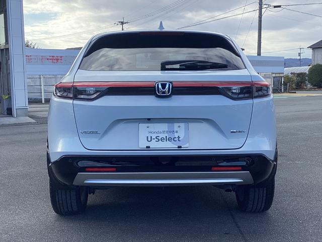 ヴェゼル e:HEVZ HONDACONNECTナビゲーション ドライブレコーダー前後 ETC マルチビューカメラ 後退出庫サポート 運転席助手席シートヒーター ワイヤレス充電器 18インチアルミホイール スマキ Dレコ(3枚目)