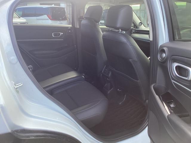 ヴェゼル e:HEVZ HONDACONNECTナビゲーション ドライブレコーダー前後 ETC マルチビューカメラ 後退出庫サポート 運転席助手席シートヒーター ワイヤレス充電器 18インチアルミホイール スマキ Dレコ(22枚目)