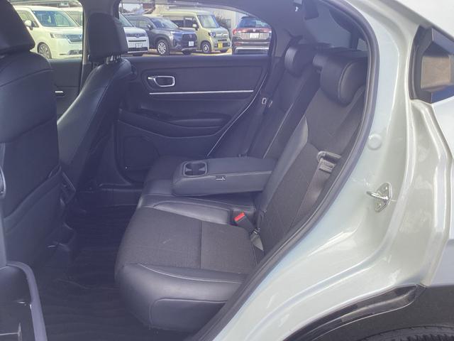 ヴェゼル e:HEVZ HONDACONNECTナビゲーション ドライブレコーダー前後 ETC マルチビューカメラ 後退出庫サポート 運転席助手席シートヒーター ワイヤレス充電器 18インチアルミホイール スマキ Dレコ(23枚目)