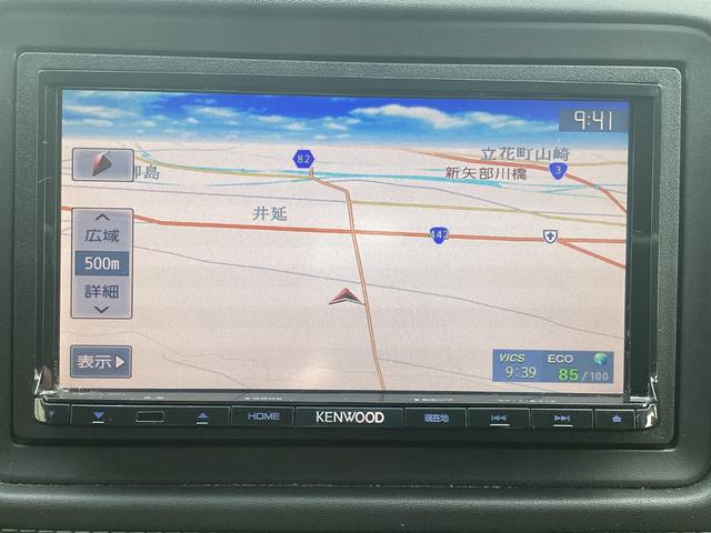 ヴェゼル Ｓ　社外ナビゲーション　地デジ　フルオートエアコン　ＬＥＤヘッドライト　運転席助手席シートヒーター　１７インチアルミホイール　記録簿　衝突被害軽減ブレーキ　ＵＳＢ　サイドエアバック　リヤカメラ　横滑り防止（11枚目）