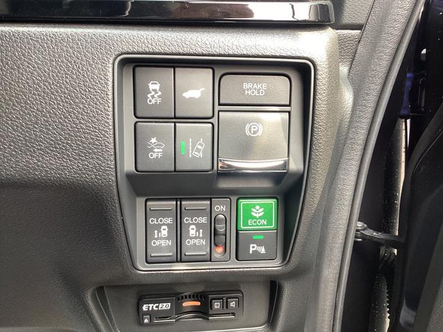 �����d���X���C�h�h�A�����I�^�]�Ȃ���ł��{�^����ŊJ�\�ł���