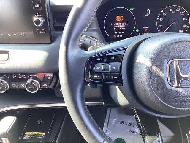 ヴェゼル ｅ：ＨＥＶＺ　ワンオーナー・ナビ・前後ドラレコ・リヤカメラ・ＥＴＣ２．０・ＬＥＤヘッドライト・衝突軽減ブレーキ・クルーズコントロール・スマートキー・オートエアコン・シートヒーター　地上デジタル　ＵＳＢ入力　シートＨ（17枚目）