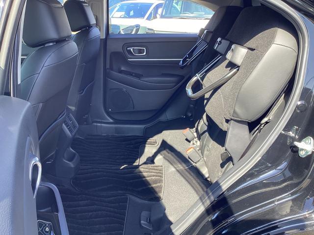 ヴェゼル ｅ：ＨＥＶＺ　ワンオーナー・ナビ・前後ドラレコ・リヤカメラ・ＥＴＣ２．０・ＬＥＤヘッドライト・衝突軽減ブレーキ・クルーズコントロール・スマートキー・オートエアコン・シートヒーター　地上デジタル　ＵＳＢ入力　シートＨ（28枚目）