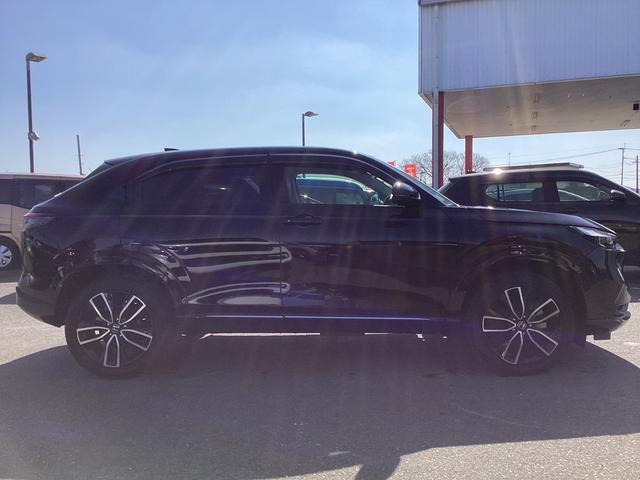 ヴェゼル ｅ：ＨＥＶＺ　ワンオーナー・ナビ・前後ドラレコ・リヤカメラ・ＥＴＣ２．０・ＬＥＤヘッドライト・衝突軽減ブレーキ・クルーズコントロール・スマートキー・オートエアコン・シートヒーター　地上デジタル　ＵＳＢ入力　シートＨ（35枚目）