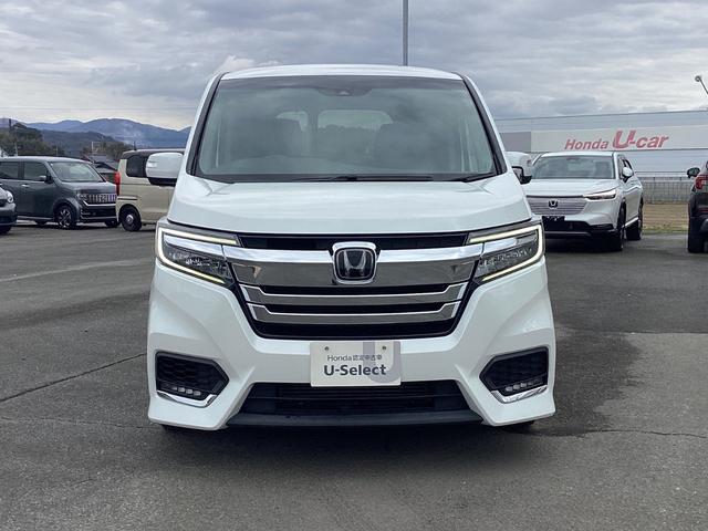 ステップワゴンスパーダ スパーダホンダセンシング　ナビゲーション　地デジ　リア席モニター　ＥＴＣ　両側パワースライドドア　２列目ベンチシート　フロントフルオートエアコン　リアマニュアルエアコン　１６インチアルミホイール　アクティブクルーズ　ＵＳＢ入力（2枚目）