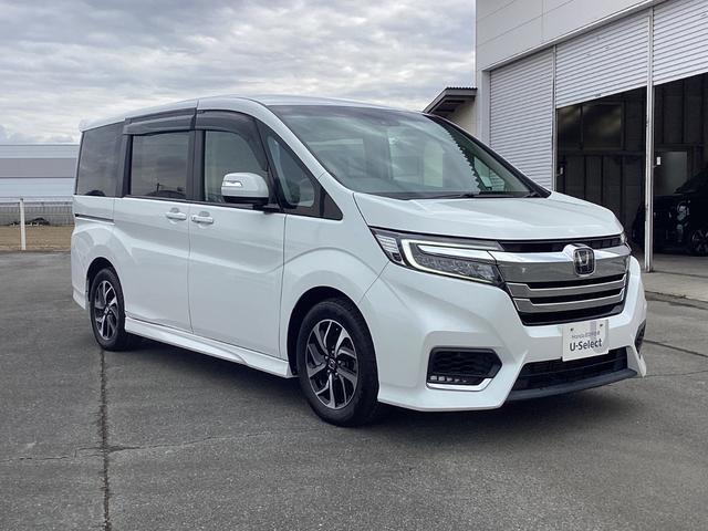 ステップワゴンスパーダ スパーダホンダセンシング　ナビゲーション　地デジ　リア席モニター　ＥＴＣ　両側パワースライドドア　２列目ベンチシート　フロントフルオートエアコン　リアマニュアルエアコン　１６インチアルミホイール　アクティブクルーズ　ＵＳＢ入力（6枚目）