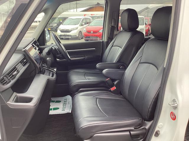 ステップワゴンスパーダ スパーダホンダセンシング　ナビゲーション　地デジ　リア席モニター　ＥＴＣ　両側パワースライドドア　２列目ベンチシート　フロントフルオートエアコン　リアマニュアルエアコン　１６インチアルミホイール　アクティブクルーズ　ＵＳＢ入力（18枚目）