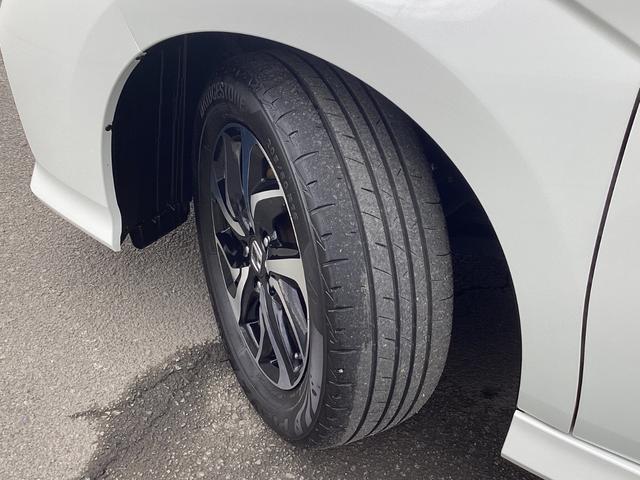 ステップワゴンスパーダ スパーダホンダセンシング　ナビゲーション　地デジ　リア席モニター　ＥＴＣ　両側パワースライドドア　２列目ベンチシート　フロントフルオートエアコン　リアマニュアルエアコン　１６インチアルミホイール　アクティブクルーズ　ＵＳＢ入力（36枚目）