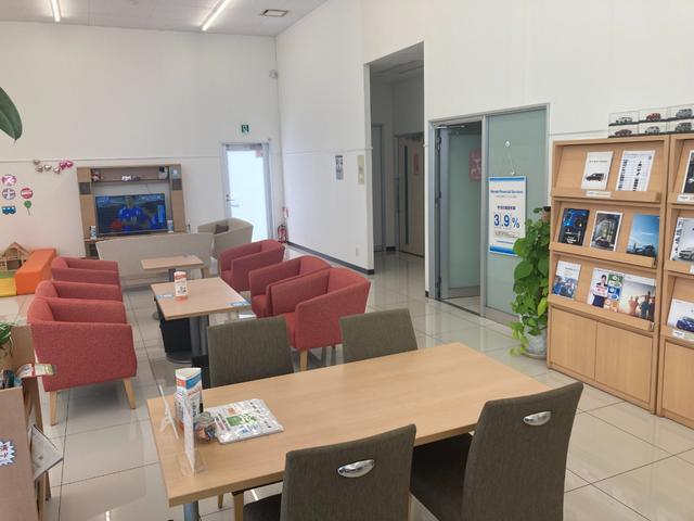 ステップワゴンスパーダ スパーダホンダセンシング　ナビゲーション　地デジ　リア席モニター　ＥＴＣ　両側パワースライドドア　２列目ベンチシート　フロントフルオートエアコン　リアマニュアルエアコン　１６インチアルミホイール　アクティブクルーズ　ＵＳＢ入力（56枚目）