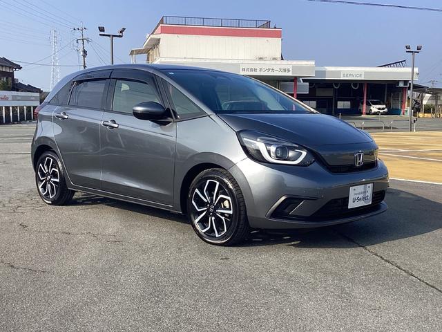 フィット ホーム　ナビゲーション　地デジ　ドラレコ前後　ＬＥＤヘッドライト　１６インチアルミホイール　電子パーキング　衝突軽減Ｂ　前後ソナー　横滑り防止装置　ＤＶＤ再生可　記録簿　アイドリングストップ　ＵＳＢ　キーレス（6枚目）