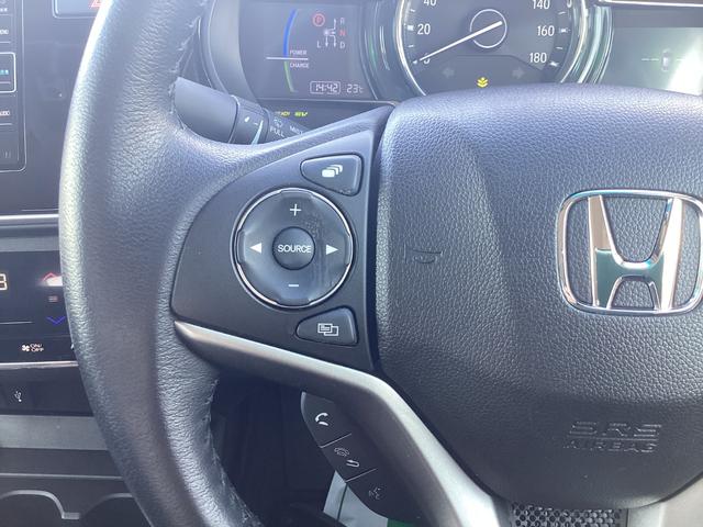 �֗��ȃX�e�A�����O�X�C�b�`�������I�^�]���̃I�[�f�B�I��������S�ł����c