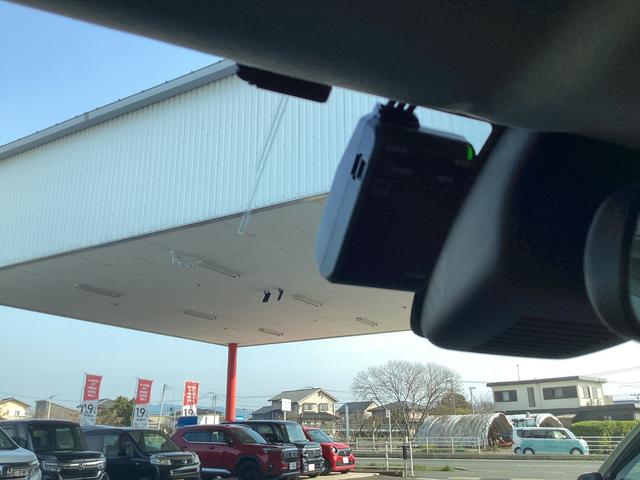 �h���C�u���R�[�_�[������f���Ɖ������L�^���Ă����h���C�u���R�[�_�[�́A���̂̍ۂɊm���ȏ؋��\�͂𔭊����Ă���܂��B