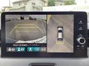 ｅ：ＨＥＶＺ　当社デモカー・ＨＯＮＤＡＣＯＮＮＥＣＴディスプレー＋ＥＴＣ２．０＋ワイヤレス充電器・運転席助手席シートヒーター・後退出庫サポート・ハンズフリーアクセスパワーテールゲート・マルチビューカメラ　スマキ（15枚目）