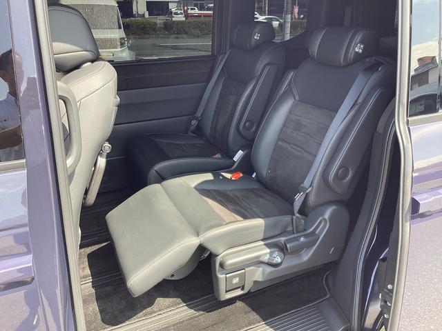 ステップワゴン e:HEVスパーダプレミアムライン ワンオーナー・11インチナビ・15インチルーフモニター・前後ドラレコ・マルチビューカメラ・パワーテールゲート・オットマンシート・BSI・オートエアコン・シートヒーター・ETC・取説・記録簿 Fセグ(30枚目)