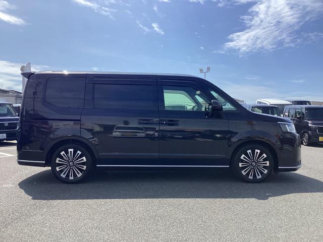 ステップワゴン e:HEVスパーダプレミアムライン ワンオーナー・11インチナビ・15インチルーフモニター・前後ドラレコ・マルチビューカメラ・パワーテールゲート・オットマンシート・BSI・オートエアコン・シートヒーター・ETC・取説・記録簿 Fセグ(39枚目)