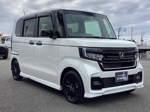 Ｎ－ＢＯＸカスタム Ｌスタイル＋ブラック　ワンオーナー・ナビ・リアカメラ・ＬＥＤヘッドライト・衝突軽減ブレーキ・クルーズコントロール・スマートキー・オートエアコン・シートヒーター・パーキングセンサー・禁煙・ＤＶＤ再生・地デジ・電子パーキング（3枚目）