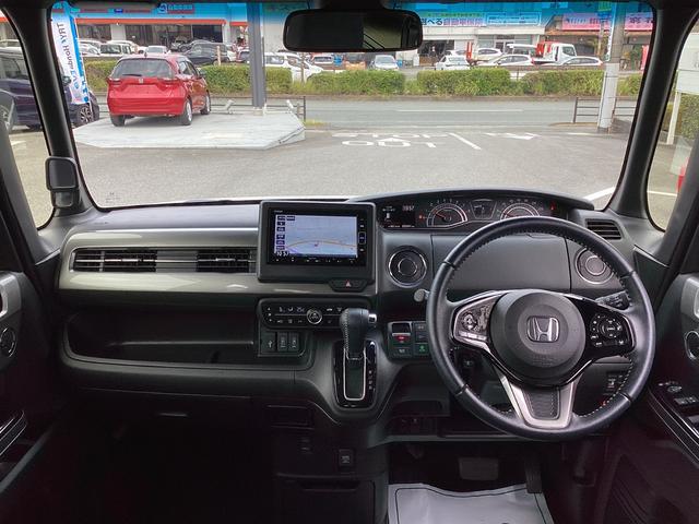 Ｎ－ＢＯＸカスタム Ｌスタイル＋ブラック　ワンオーナー・ナビ・リアカメラ・ＬＥＤヘッドライト・衝突軽減ブレーキ・クルーズコントロール・スマートキー・オートエアコン・シートヒーター・パーキングセンサー・禁煙・ＤＶＤ再生・地デジ・電子パーキング（4枚目）