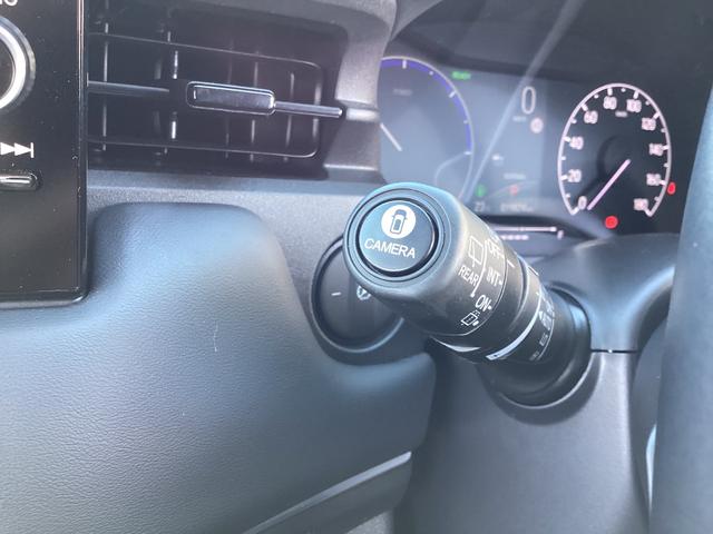 ヴェゼル e:HEVZ 当社デモカー・コネクトナビ・マルチビューカメラ・前後ドラレコ・ワイヤレス充電・プレミアムオーディオ・パワーテールゲート・ETC2.0・ブラインドスポットインフォメーション・LEDヘッドライト(9枚目)