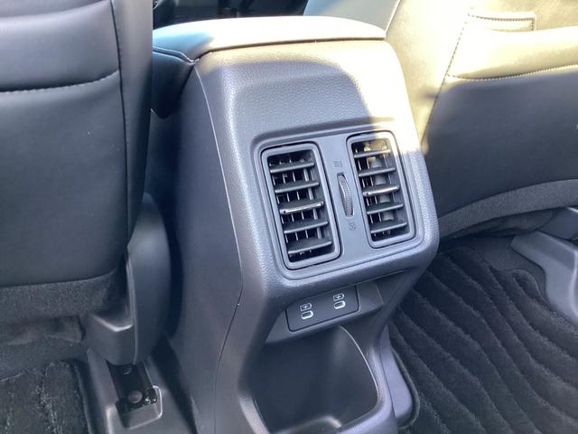 ヴェゼル e:HEVZ 当社デモカー・コネクトナビ・マルチビューカメラ・前後ドラレコ・ワイヤレス充電・プレミアムオーディオ・パワーテールゲート・ETC2.0・ブラインドスポットインフォメーション・LEDヘッドライト(22枚目)