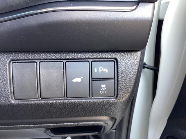 ヴェゼル e:HEVZ 当社デモカー・コネクトナビ・マルチビューカメラ・前後ドラレコ・ワイヤレス充電・プレミアムオーディオ・パワーテールゲート・ETC2.0・ブラインドスポットインフォメーション・LEDヘッドライト(26枚目)