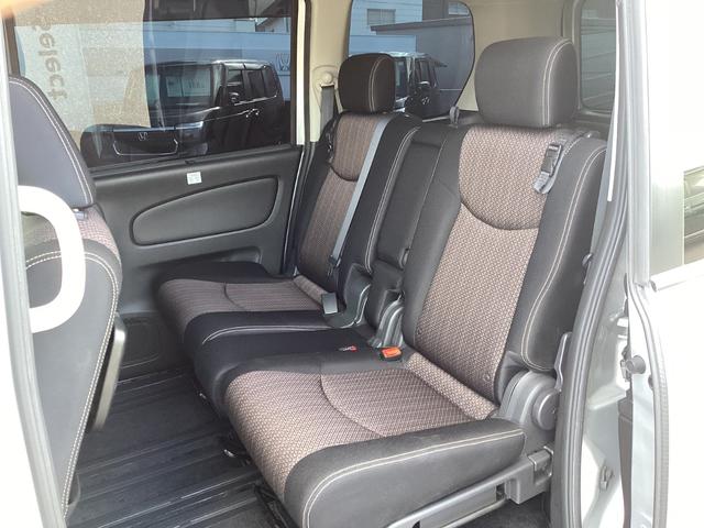 セレナ ハイウェイスターＳ－ハイブリッド　ワンオーナー・ナビ・ルーフモニター・リヤカメラ・両側パワースライドドア・ＥＴＣ・ＬＥＤヘッドライト・フォグ・クルーズコントロール・オートエアコン・スマートキー・取説・記録簿　アイドリングＳＴＯＰ（24枚目）