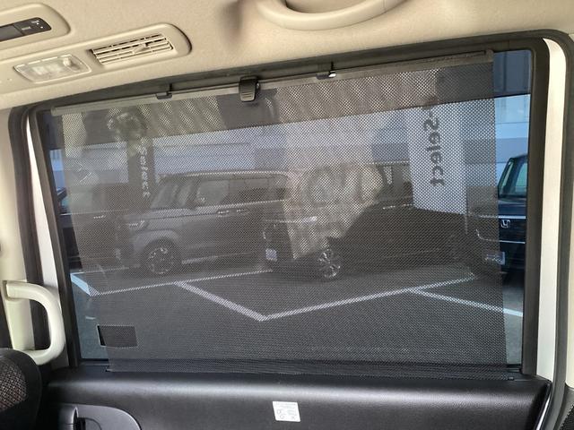 セレナ ハイウェイスターＳ－ハイブリッド　ワンオーナー・ナビ・ルーフモニター・リヤカメラ・両側パワースライドドア・ＥＴＣ・ＬＥＤヘッドライト・フォグ・クルーズコントロール・オートエアコン・スマートキー・取説・記録簿　アイドリングＳＴＯＰ（25枚目）