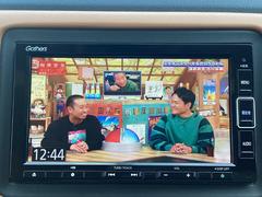 ＴＶ付きの車となっております。送迎時の待ち時間などとてもお役に立ちます。 7