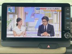 ＴＶ付きの車となっております。送迎時の待ち時間などとてもお役に立ちます。 7