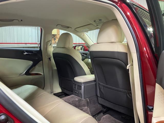 ＩＳ ＩＳ２５０　バージョンＬ　ワンオーナー　禁煙車　純正ナビ　バックカメラ　メモリー付パワーシート　シートヒーター　スマートキー　プッシュスタート　ＥＴＣ　パドルシフト　オートクルーズコントロール（27枚目）