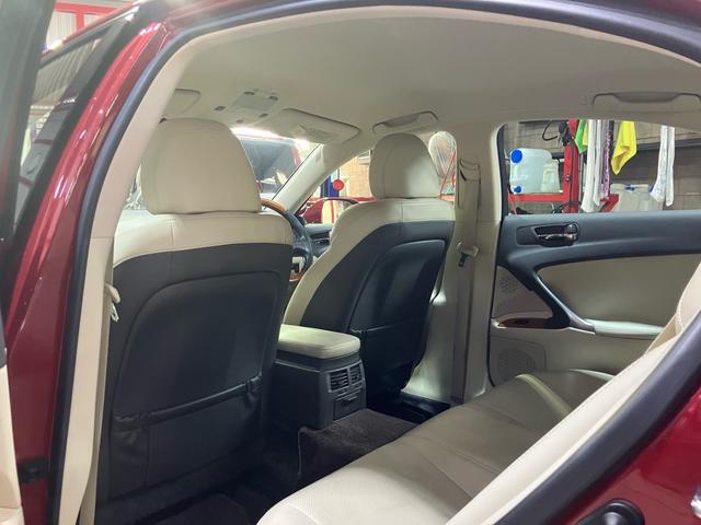 ＩＳ ＩＳ２５０　バージョンＬ　ワンオーナー　禁煙車　純正ナビ　バックカメラ　メモリー付パワーシート　シートヒーター　スマートキー　プッシュスタート　ＥＴＣ　パドルシフト　オートクルーズコントロール（30枚目）