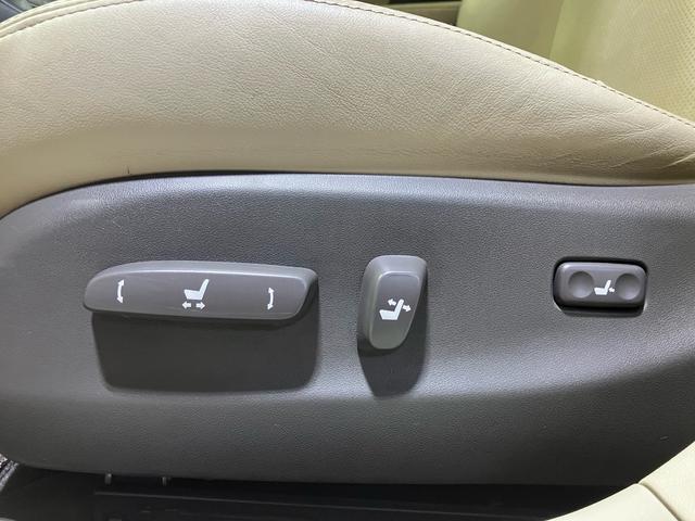 ＩＳ ＩＳ２５０　バージョンＬ　ワンオーナー　禁煙車　純正ナビ　バックカメラ　メモリー付パワーシート　シートヒーター　スマートキー　プッシュスタート　ＥＴＣ　パドルシフト　オートクルーズコントロール（33枚目）