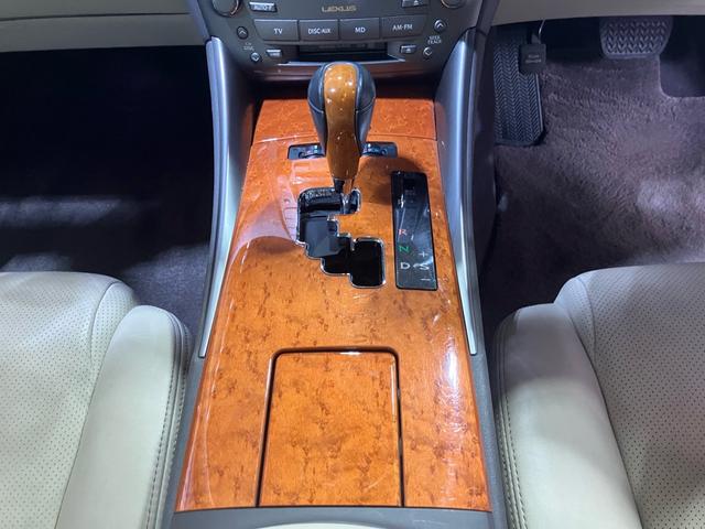 ＩＳ ＩＳ２５０　バージョンＬ　ワンオーナー　禁煙車　純正ナビ　バックカメラ　メモリー付パワーシート　シートヒーター　スマートキー　プッシュスタート　ＥＴＣ　パドルシフト　オートクルーズコントロール（43枚目）