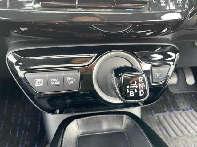 プリウス Ｓ　ＲＳＲ車高調　サンルーフ　９インチナビＢｌｕｅｔｏｏｔｈ地デジ　バックカメラ　セーフティセンス　１００Ｖ電源　２．０ＥＴＣ（34枚目）