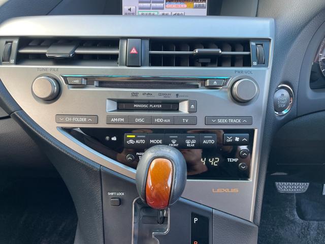 ＲＸ ＲＸ２７０　バージョンＬ　禁煙車　サンルーフ　黒革シートエアコン・ヒーター　ナビ地デジ　オートクルーズ　パワーバックドア　１００Ｖ電源　クリアランスソナー　ＥＴＣ　スマートキー（12枚目）
