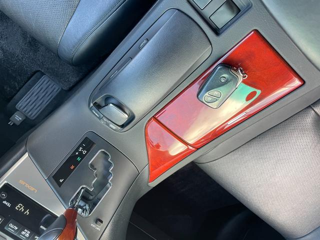 ＲＸ ＲＸ２７０　バージョンＬ　禁煙車　サンルーフ　黒革シートエアコン・ヒーター　ナビ地デジ　オートクルーズ　パワーバックドア　１００Ｖ電源　クリアランスソナー　ＥＴＣ　スマートキー（14枚目）