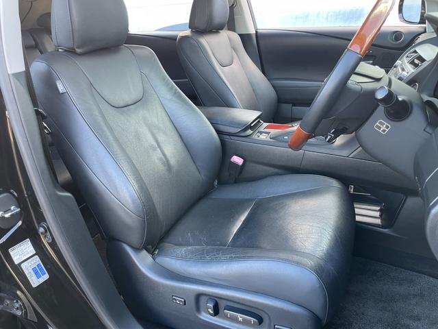ＲＸ ＲＸ２７０　バージョンＬ　禁煙車　サンルーフ　黒革シートエアコン・ヒーター　ナビ地デジ　オートクルーズ　パワーバックドア　１００Ｖ電源　クリアランスソナー　ＥＴＣ　スマートキー（16枚目）