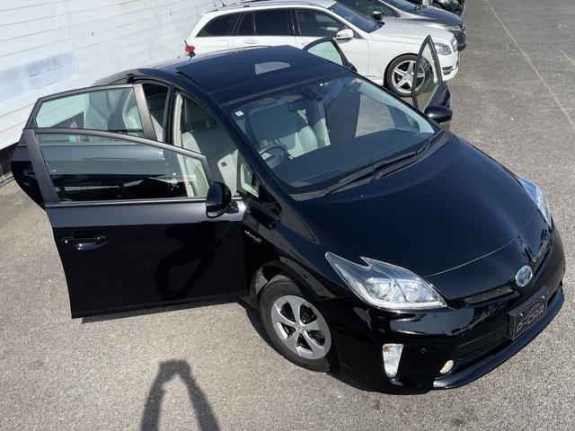 プリウス G サンルーフ レーダークルーズ ハーフレザーシート ビルトインETC ナビ地デジ Bluetooth バックカメラ フォグライト クリアランスソナー スペアキー スペアタイヤ(3枚目)