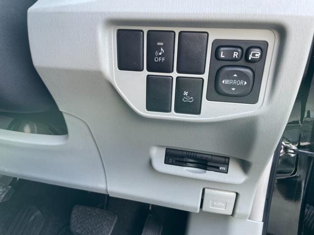 プリウス G サンルーフ レーダークルーズ ハーフレザーシート ビルトインETC ナビ地デジ Bluetooth バックカメラ フォグライト クリアランスソナー スペアキー スペアタイヤ(14枚目)