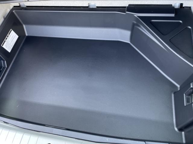 プリウス G サンルーフ レーダークルーズ ハーフレザーシート ビルトインETC ナビ地デジ Bluetooth バックカメラ フォグライト クリアランスソナー スペアキー スペアタイヤ(23枚目)
