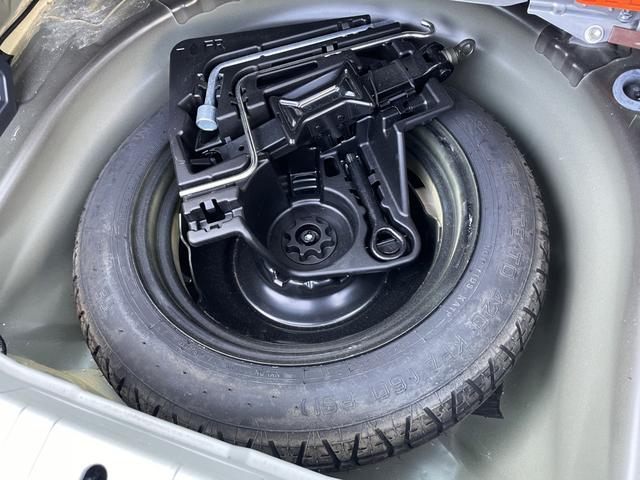 プリウス G サンルーフ レーダークルーズ ハーフレザーシート ビルトインETC ナビ地デジ Bluetooth バックカメラ フォグライト クリアランスソナー スペアキー スペアタイヤ(24枚目)