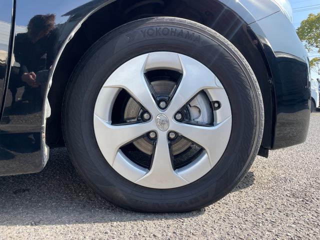 プリウス G サンルーフ レーダークルーズ ハーフレザーシート ビルトインETC ナビ地デジ Bluetooth バックカメラ フォグライト クリアランスソナー スペアキー スペアタイヤ(31枚目)