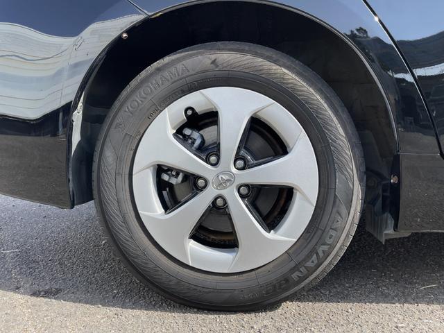 プリウス G サンルーフ レーダークルーズ ハーフレザーシート ビルトインETC ナビ地デジ Bluetooth バックカメラ フォグライト クリアランスソナー スペアキー スペアタイヤ(32枚目)