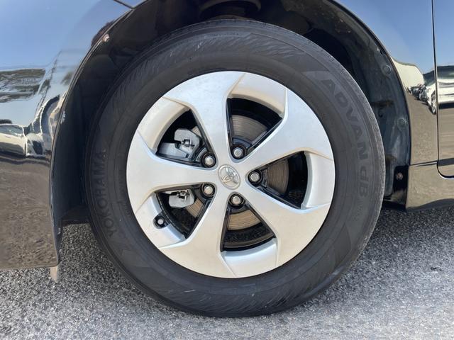 プリウス G サンルーフ レーダークルーズ ハーフレザーシート ビルトインETC ナビ地デジ Bluetooth バックカメラ フォグライト クリアランスソナー スペアキー スペアタイヤ(38枚目)