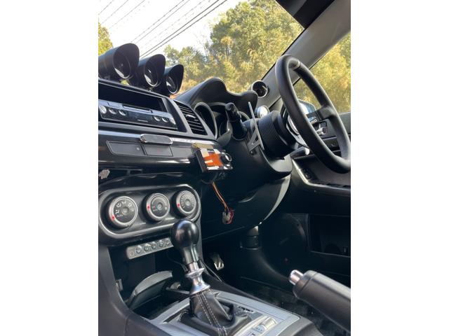 ランサー ＧＳＲエボリューションＸ　ランサー　エボリューションＸ／４ＷＤ／型式ＣＢＡ－ＣＺ４Ａ／ＶＡＲＩＳフルエアロ／ＯＨＬＩＮＳ車高調／Ｇ－Ｆｏｒｃｅキャタライザー／ＥＮＤＬＥＳＳキャリパー／ＡＤＶＡＮホイール／ＭＯＭＯステアリング（8枚目）