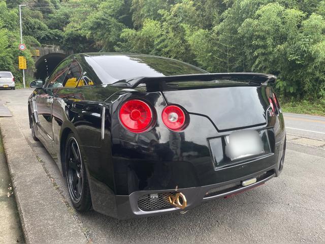 スカイライン ３５０ＧＴ　型式ＵＡ－ＣＰＶ３５／外装ＧＴ－Ｒ仕様／モモステアリング（3枚目）
