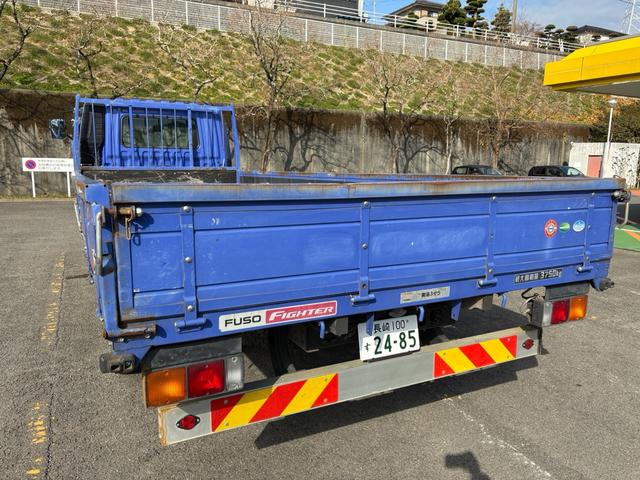 ファイター 4t平ボディ●最大積載量3450kg●マニュアル6速●バックモニター●ETC●荷台内長さ620cm×幅235cm(4枚目)