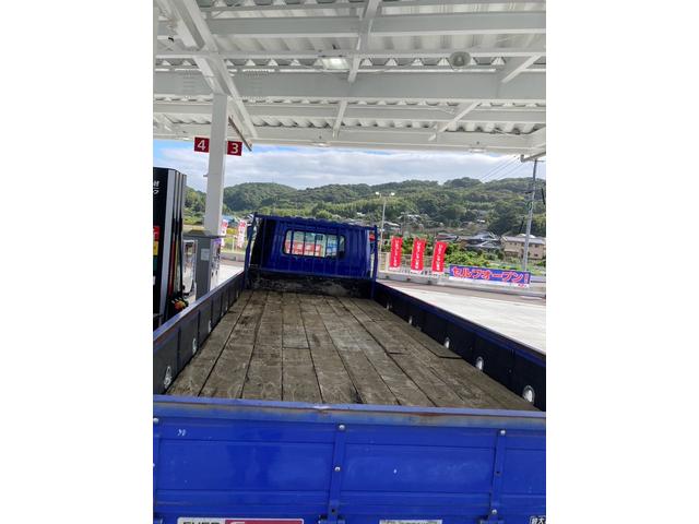 ファイター 4t平ボディ●最大積載量3450kg●マニュアル6速●バックモニター●ETC●荷台内長さ620cm×幅235cm(14枚目)