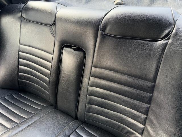 スカイライン ●型式/E-HGC211改●排気量/1990cc●乗車定員/5人●マニュアル5速●L20●ソレックス40Φ●タコ足●ストレートマフラー●ワタナベ14インチホイール●四輪ディスクブレーキ●パワステ付き(38枚目)